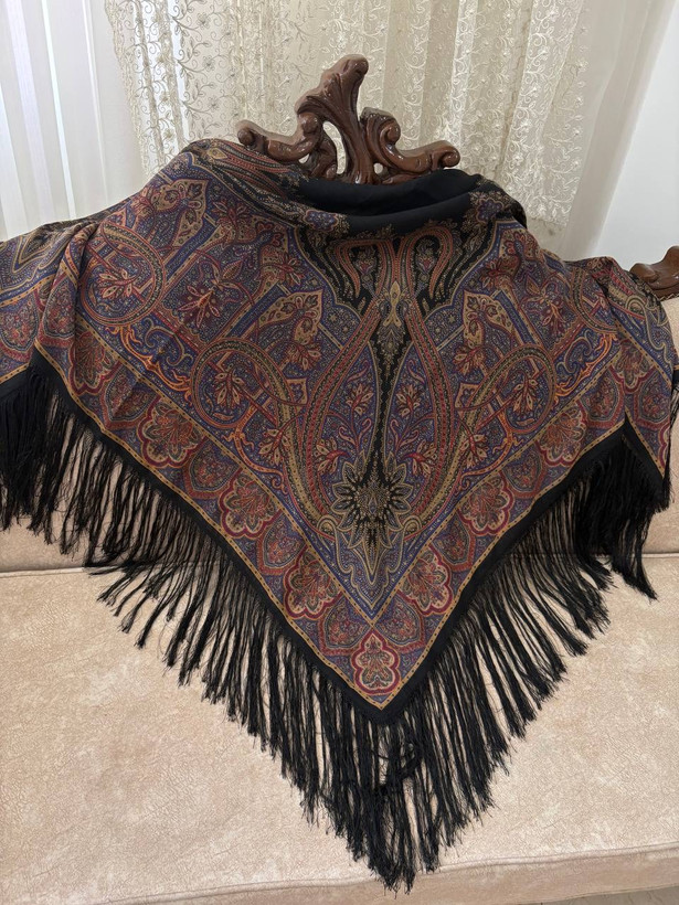 چارقد ایتالیایی ۲۰۷۷