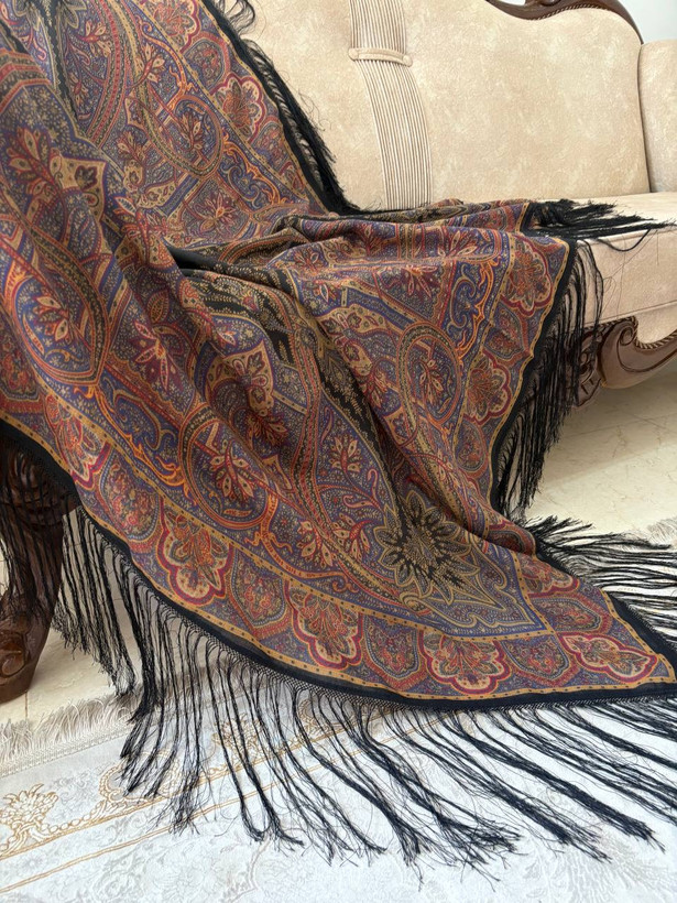 چارقد ایتالیایی ۲۰۷۷