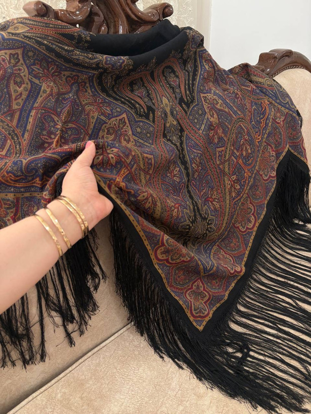 چارقد ایتالیایی ۲۰۷۷