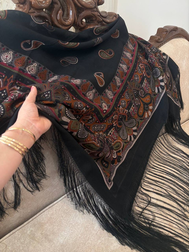 چارقد مشکی ترمه ۲۰۷۹