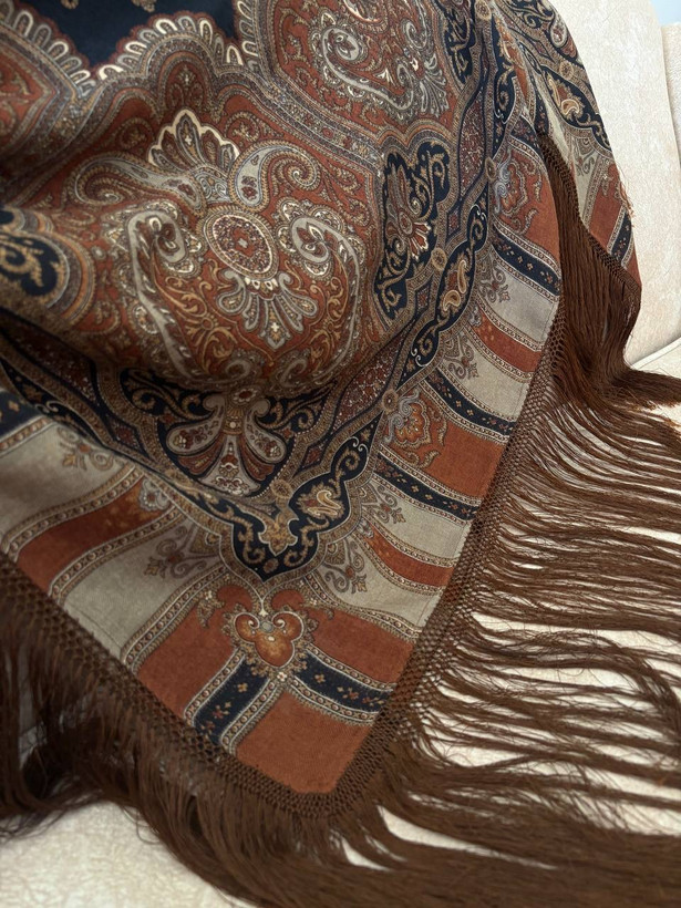 چارقد سلطنتی قهوایی ریشه پر پشت ۲۰۸۱