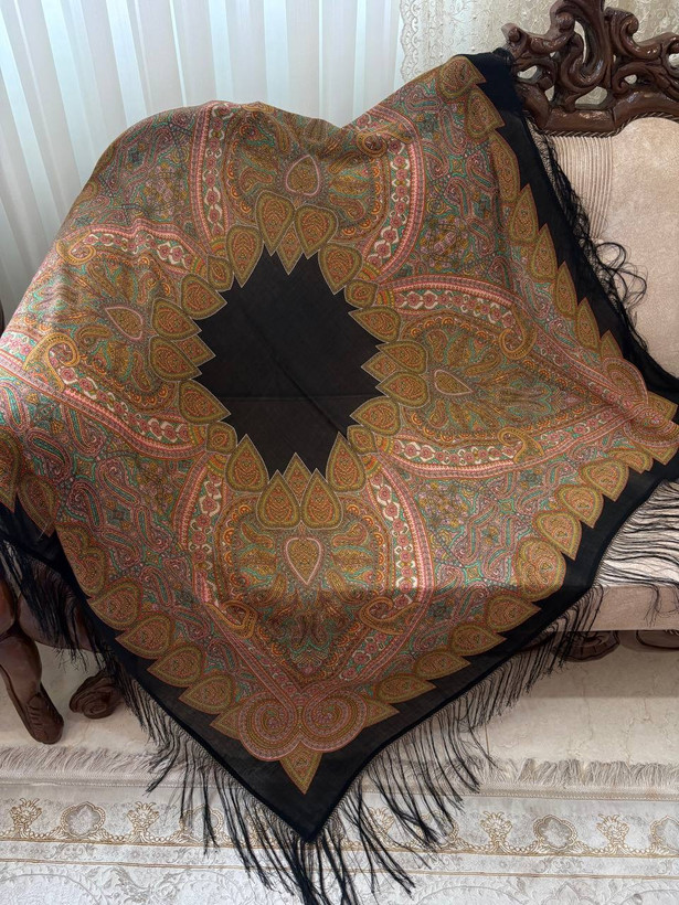 چارقد ایتالیایی خوشرنگ کد۲۰۸۲