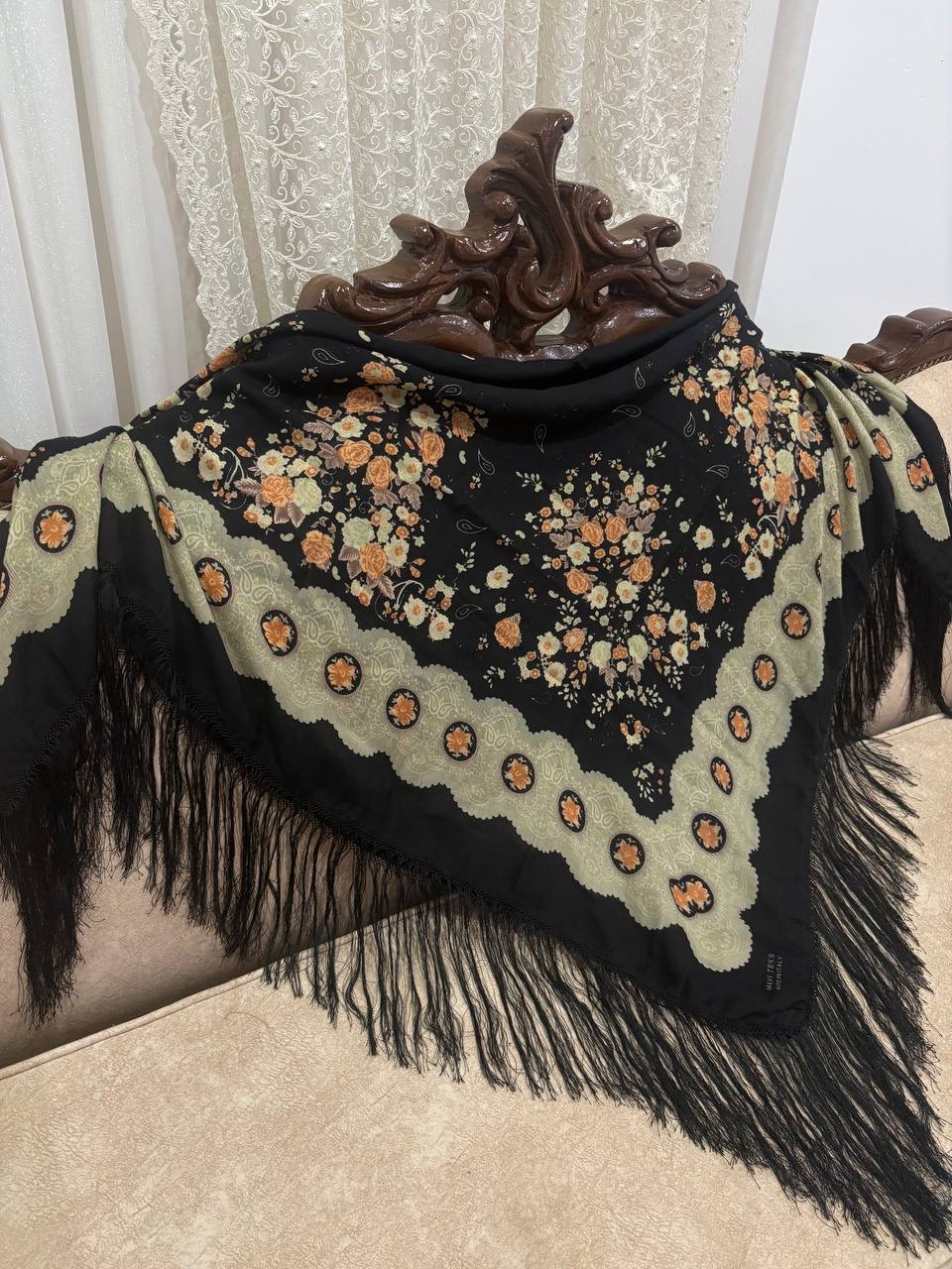 چارقد ایتالیایی مشکی ۲۰۸۳