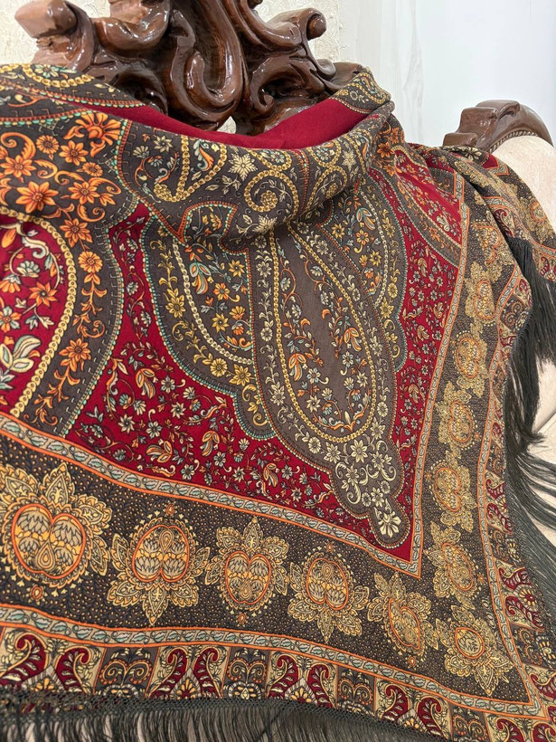 چارقد مونالیزا رنگ کمیاب زرشکی ۲۰۹۴
