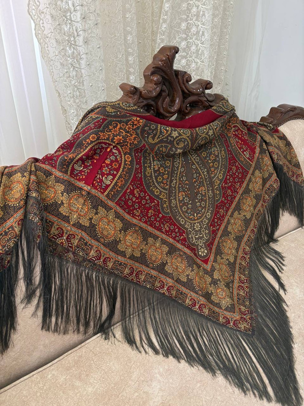 چارقد مونالیزا رنگ کمیاب زرشکی ۲۰۹۴