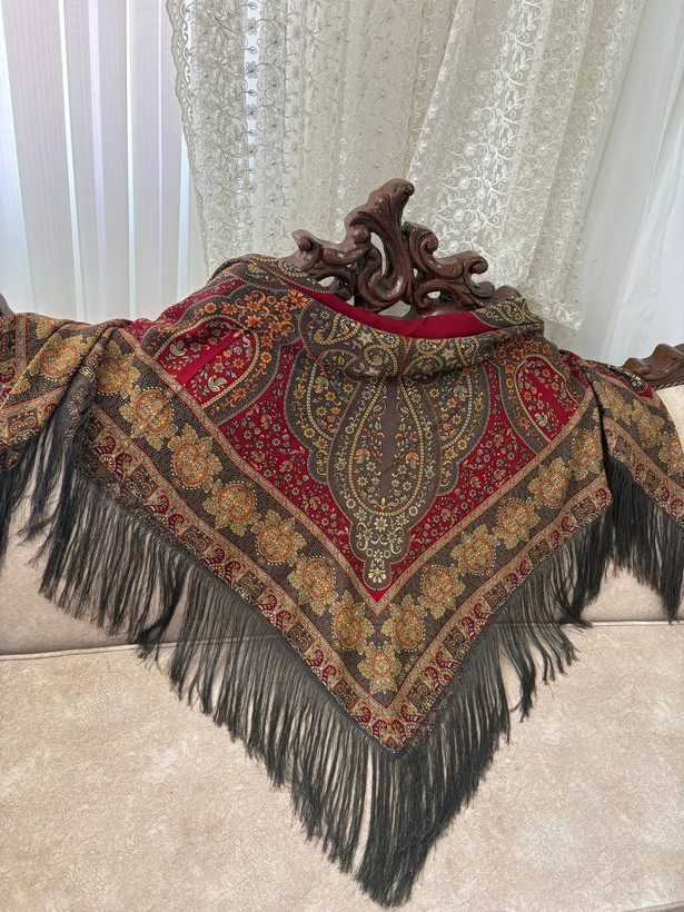 چارقد مونالیزا رنگ کمیاب زرشکی ۲۰۹۴