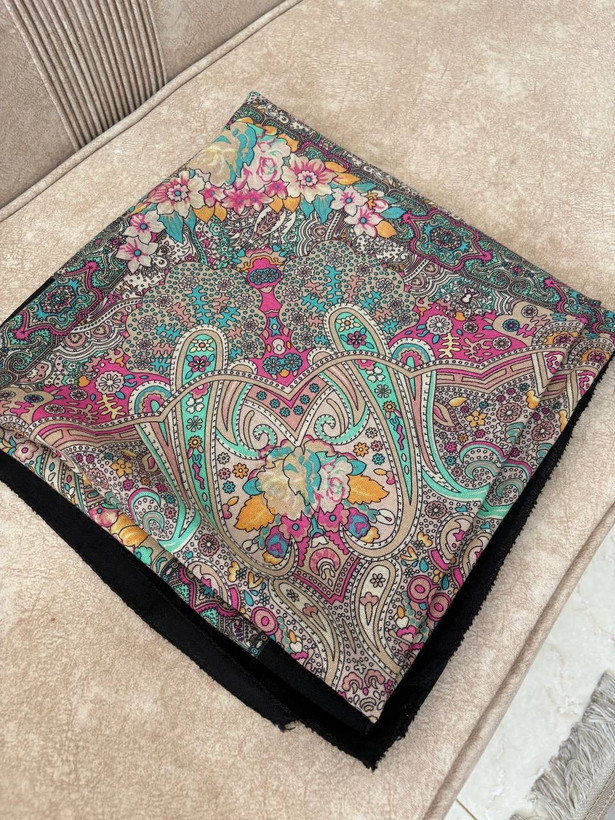 چارقد بدون ریشه گلریز۲۰۹۹