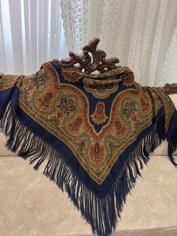 چارقد مشکی ۲۱۲۴